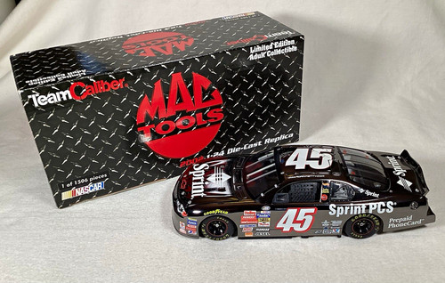 Team caliber mac - team, 1:24